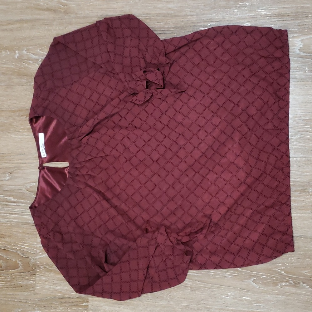(XL) Cleo Dots Loose Fit Flattering Statement Sleeves